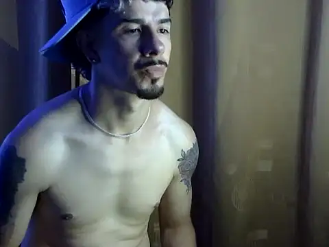 venusfranco 94 online show from 04/15/26, 07:37