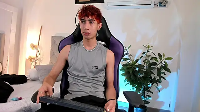 NovaaWheler online show from 03/07/25, 04:46