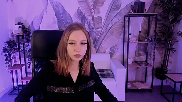 DariaTate online show from 03/20/25, 03:04