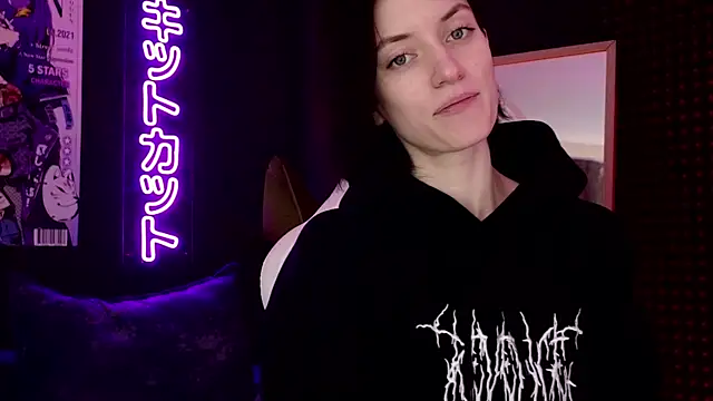 roxy riot  online show from 03/08/25, 01:39