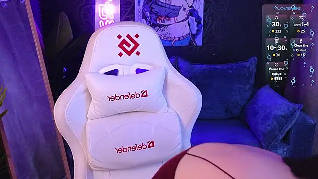 roxy riot  online show from 02/15/26, 01:24