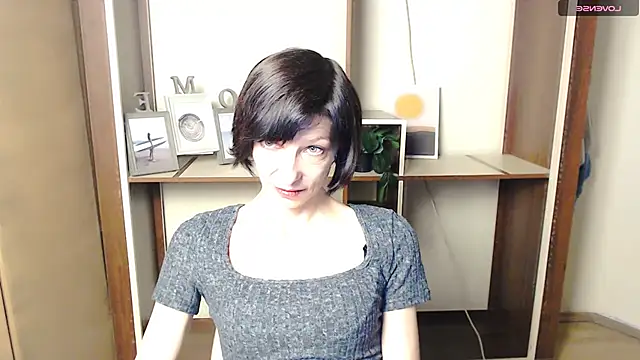  AngeliaFlow  online show from 10/22/25, 07:08