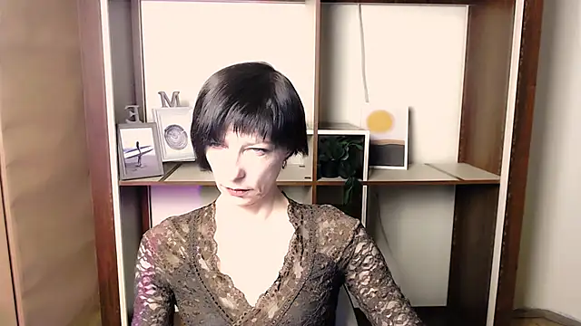  AngeliaFlow  online show from 11/21/25, 06:34