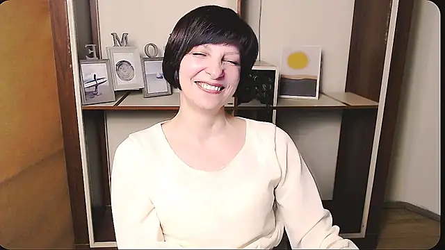  AngeliaFlow  online show from 03/31/26, 08:59