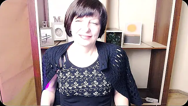  AngeliaFlow  online show from 04/08/26, 08:25