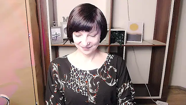  AngeliaFlow  online show from 04/12/26, 08:41