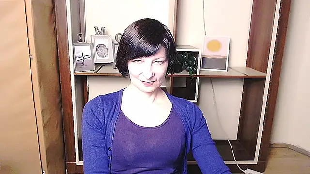  AngeliaFlow  online show from 04/17/26, 01:25