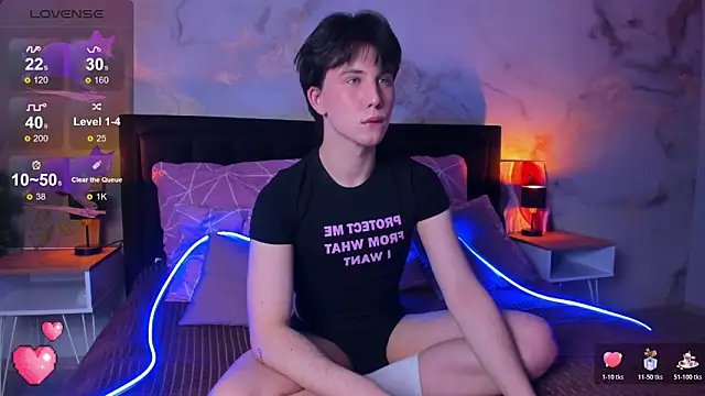 AdrianoAubert online show from 12/05/25, 03:26