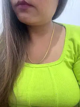 Deepcha1991 online show from 03/07/25, 10:54