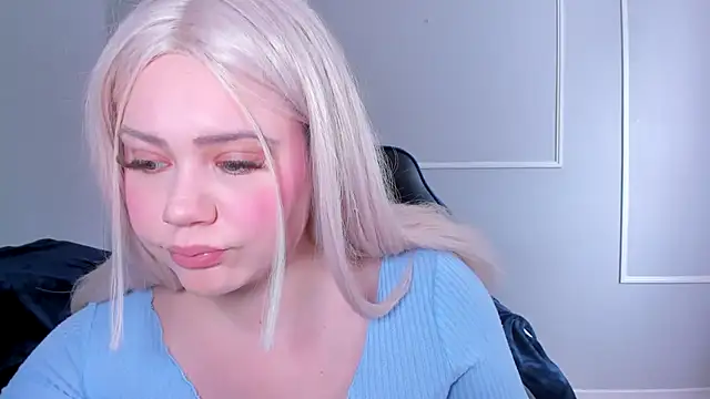  leana  online show from 03/05/25, 02:34