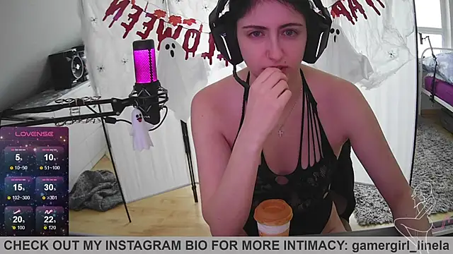 Gamergirl-Linela online show from 10/24/25, 12:12