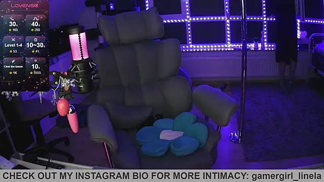Gamergirl-Linela online show from 04/28/26, 10:04