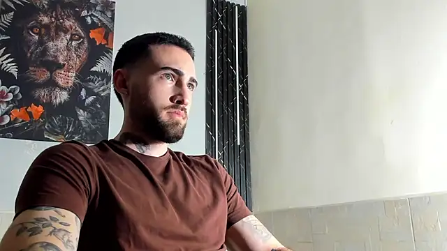 Luke davis01 online show from 03/14/25, 01:13