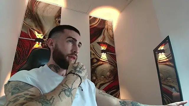 Luke davis01 online show from 10/03/25, 12:57