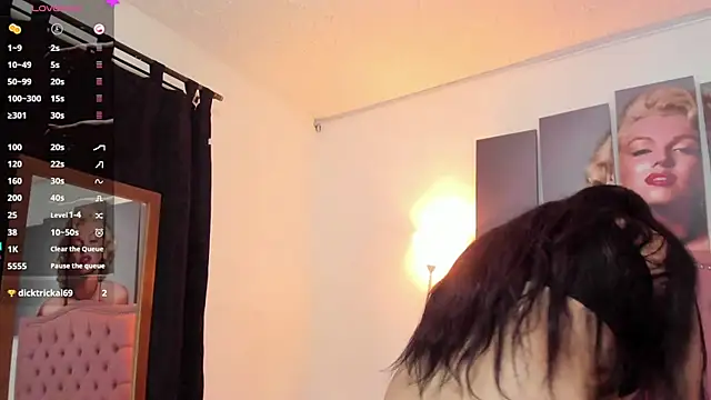 Sophia Brunett online show from 02/25/25, 03:20