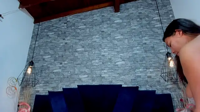 Sophia Brunett online show from 03/25/26, 11:49