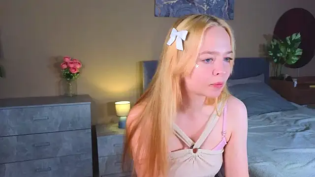 Bellla Murrr online show from 03/13/25, 10:43