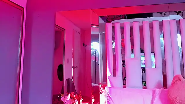 Cloee Rainbow1 online show from 02/14/25, 05:57