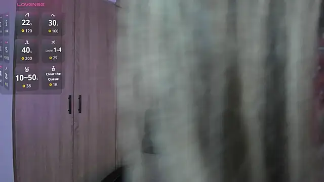 Cloee Rainbow1 online show from 12/04/25, 11:52