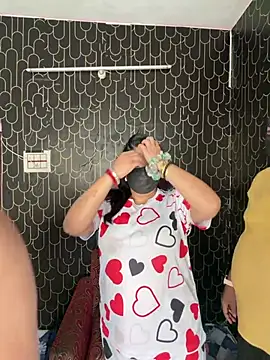 busy kolkata online show from 03/06/26, 04:42