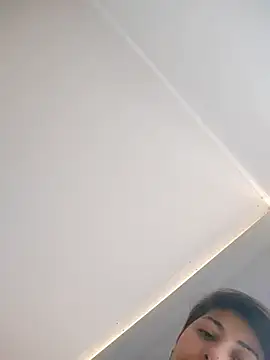 Snapshot of MaiPandora chatting on 11/26/25, 06:31 MaiPandora online show from 11/26/25, 06:31