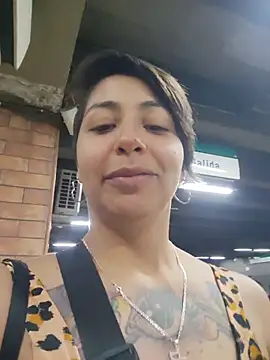 Snapshot of MaiPandora chatting on 11/27/25, 11:51 MaiPandora online show from 11/27/25, 11:51