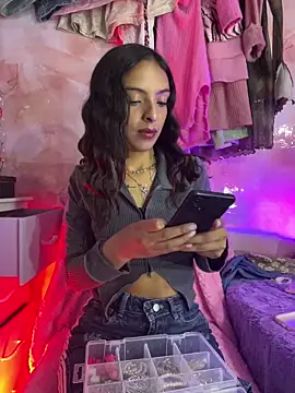 Skye Moore online show from 05/16/26, 02:52