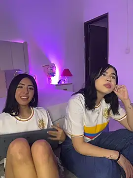 Mirandaa Rogers online show from 07/07/26, 07:07