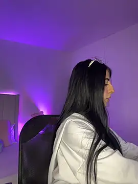 Mirandaa Rogers online show from 07/09/26, 07:07