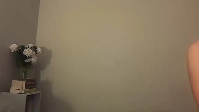 skyejde online show from 12/21/25, 10:28