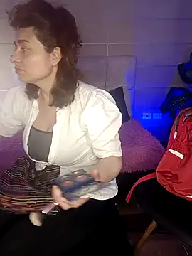 Snapshot of _michonne_ chatting on 09/09/25, 09:03 michonne online show from 09/09/25, 09:03