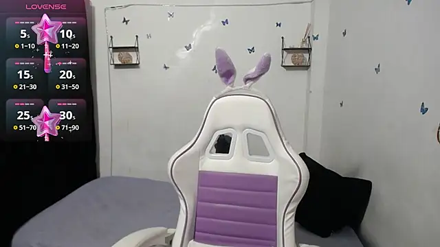 hello kityy25 online show from 03/07/25, 04:02