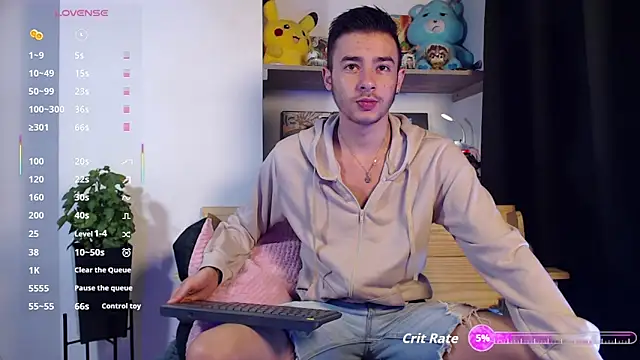 kyle clint07 online show from 10/05/25, 08:51