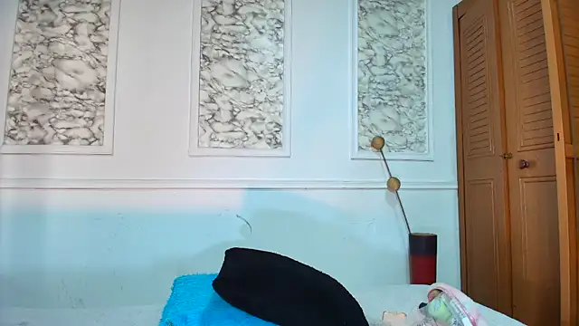 Danella houston online show from 09/20/25, 08:10