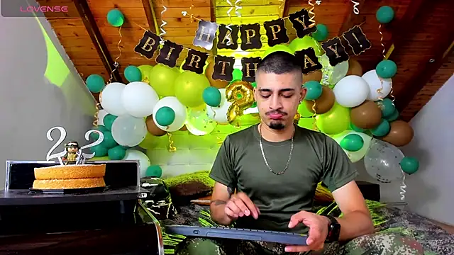 Sebastian Berne online show from 02/21/25, 01:22