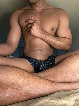 Snapshot of jimi-3011 chatting on 02/08/26, 07:12 jimi-3011 online show from 02/08/26, 07:12