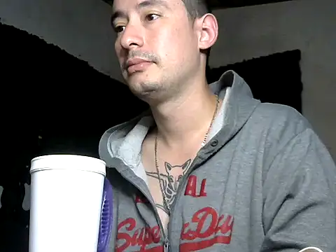 Snapshot of vampireathome chatting on 09/09/25, 06:13 vampireathome online show from 09/09/25, 06:13