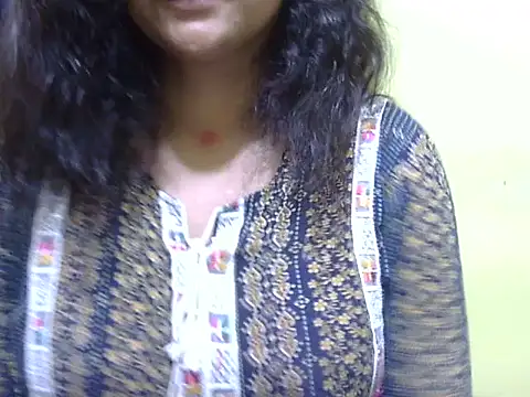 Your cutiepie  online show from 10/19/25, 06:30