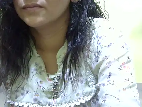 Your cutiepie  online show from 10/28/25, 05:37