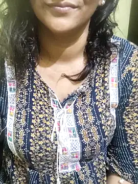 Your cutiepie  online show from 12/21/25, 06:04