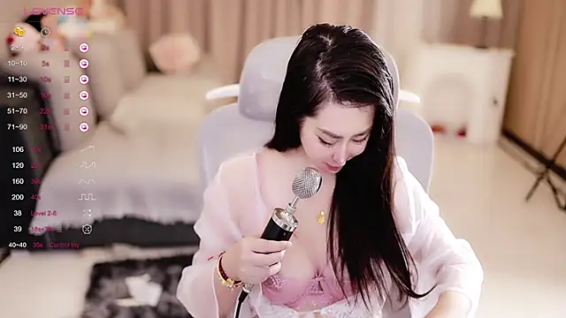 Moonccoi online show from 02/20/25, 04:57