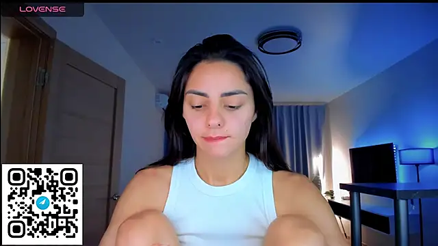 EmiliaZen online show from 09/09/25, 04:06