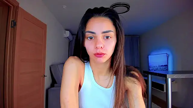 EmiliaZen online show from 10/18/25, 05:57