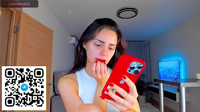 EmiliaZen online show from 11/09/25, 04:49