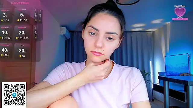 EmiliaZen online show from 02/15/26, 03:31