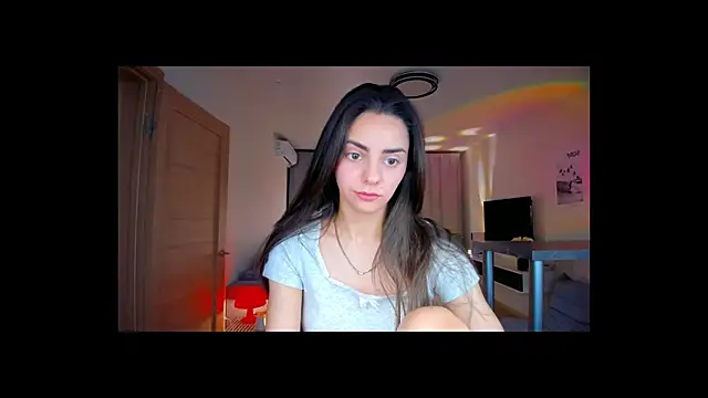 EmiliaZen online show from 02/19/26, 03:30