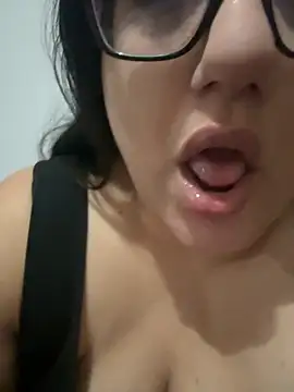 daianaspencer online show from 11/21/25, 07:29