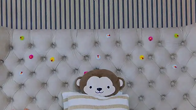 PlayfulShow online show from 05/04/26, 09:05