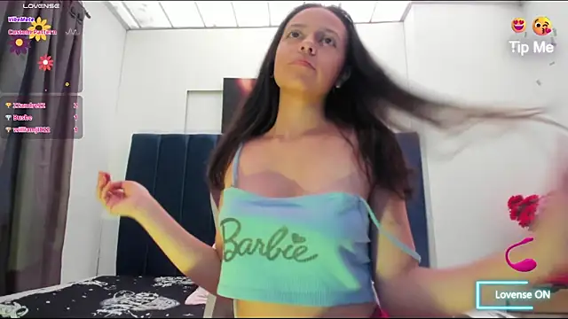 Snapshot of Ariel_star1 chatting on 02/05/25, 03:20 Ariel star1 online show from 02/05/25, 03:20