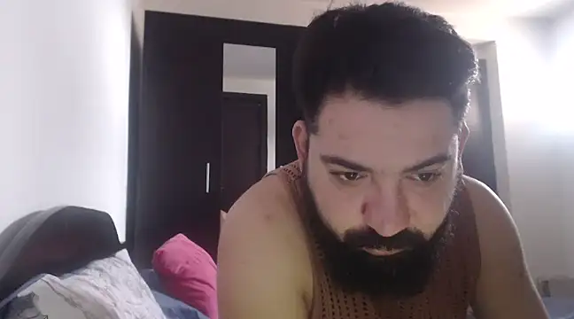 Snapshot of Armand66_ chatting on 02/06/25, 08:50 Armand66 online show from 02/06/25, 08:50